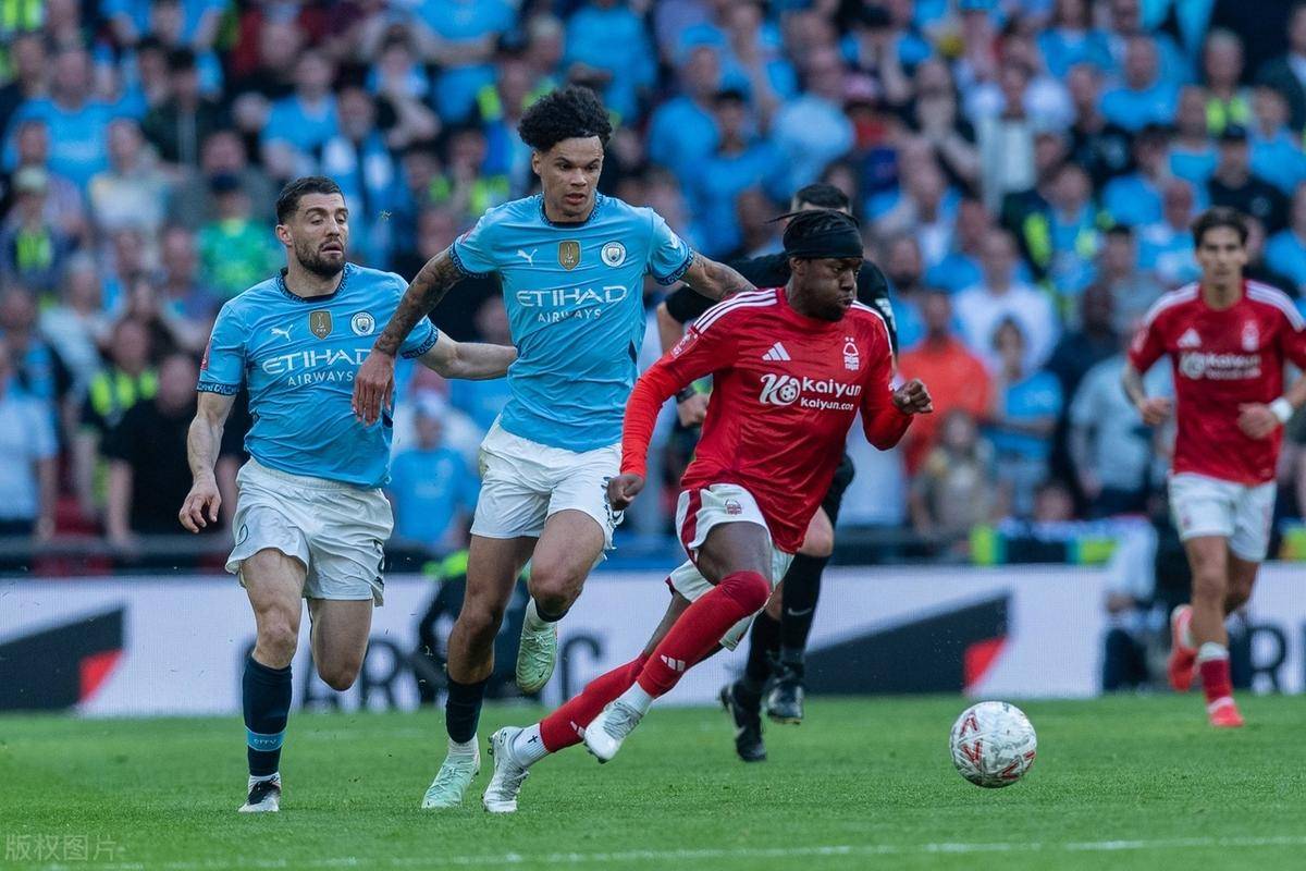 包含曼联击败狼队积分,欧洲联赛表现不俗的词条