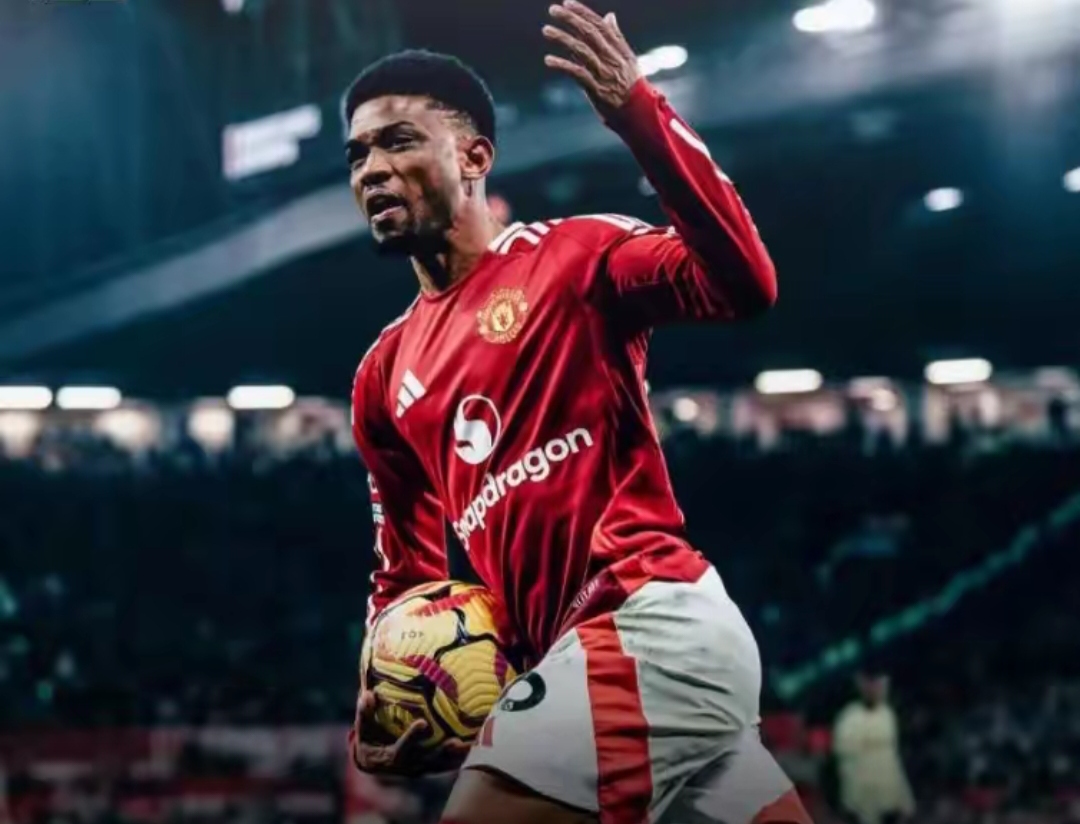 球队强劲开局，全队士气高涨的简单介绍